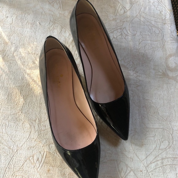 Kate Spade Black Patent shoes with black/white 2" heel. Size 7.5 M  Original box - Picture 9 of 12